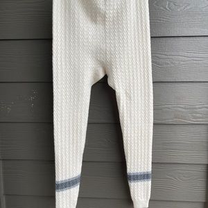 GOBI MONGOLIAN CASHMERE LEGGINGS . IVORY. SIZE L
